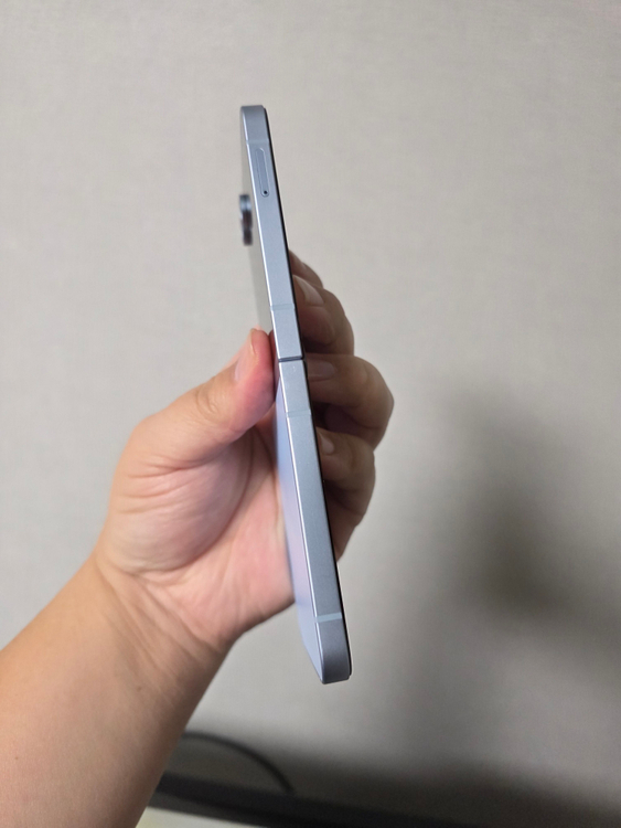 갤럭시 Z플립6 블루 256기가 SS급 팝니다 이미지