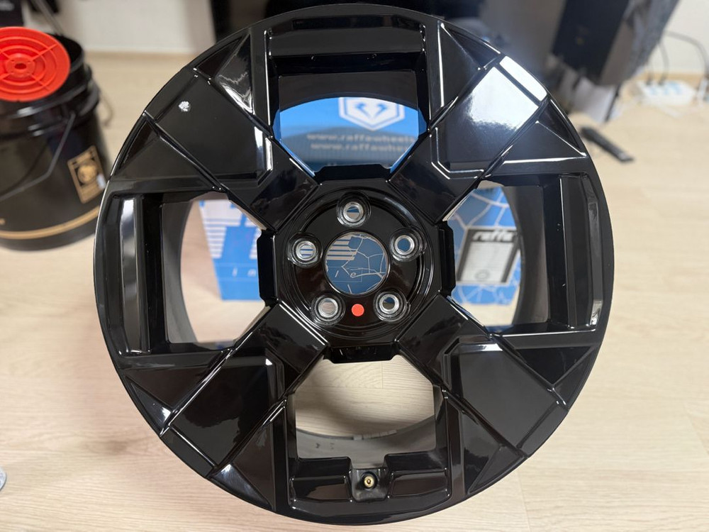 더뉴 스포티지 x라인 휠19인치 4짝 (직거래만 가능)--3