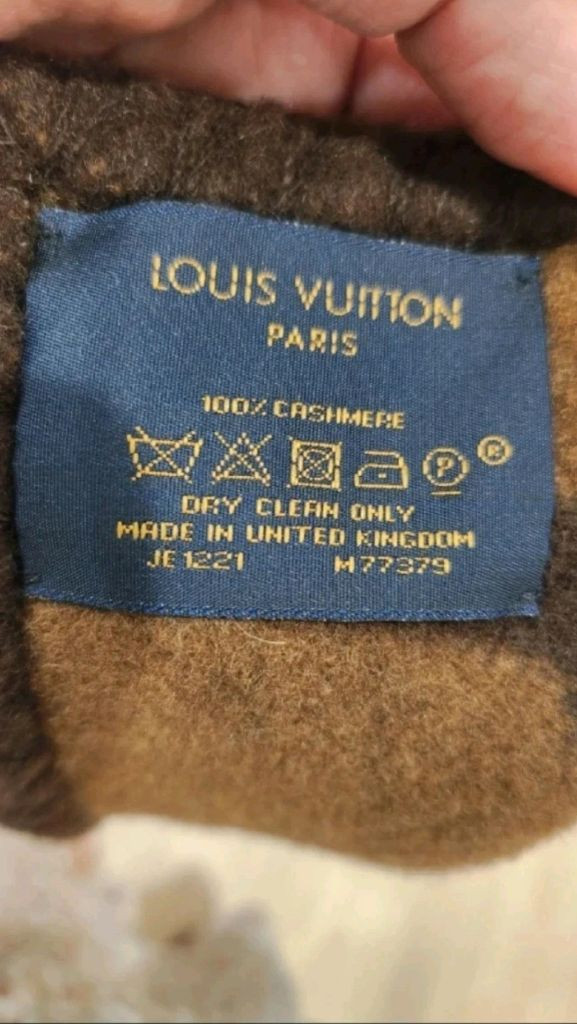 루이비통 머플러--3