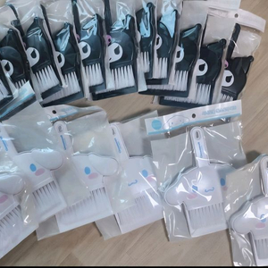 쿠로미 시나모롤 청소도구 책상쓰레받기