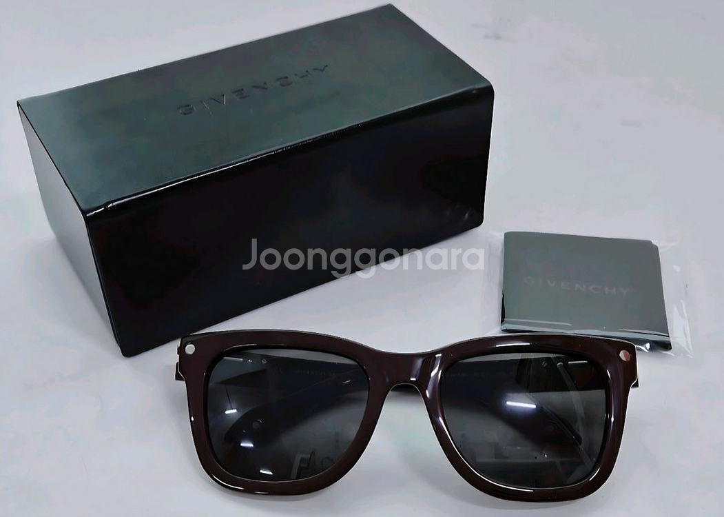 (정품) 지방시 남여공용 선글라스 (새상품)--5