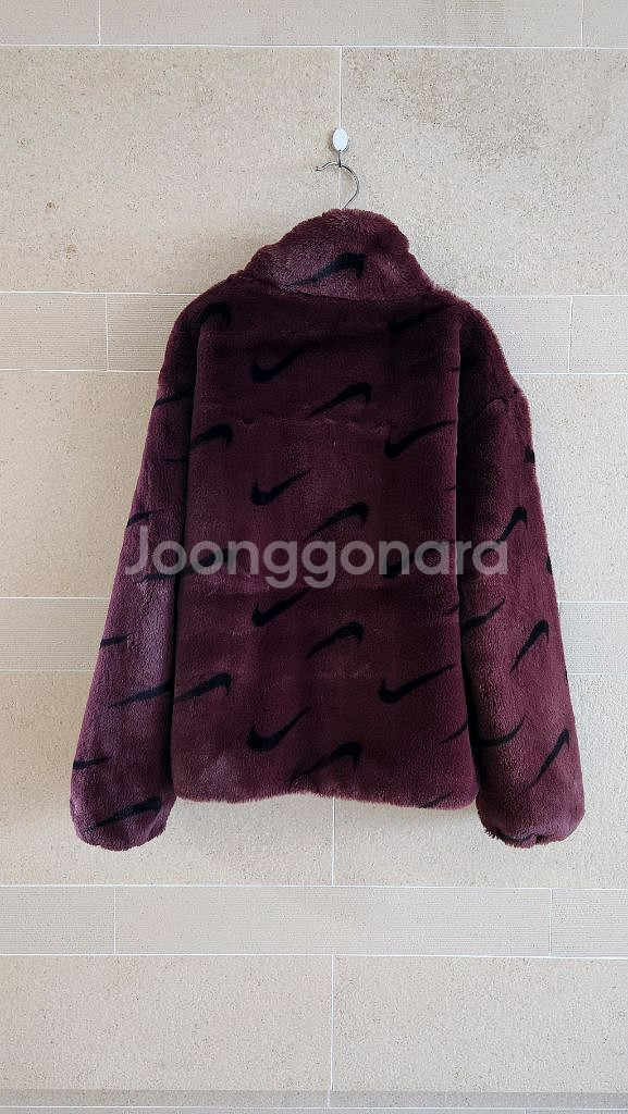 나이키 페이크퍼 자켓 M--1