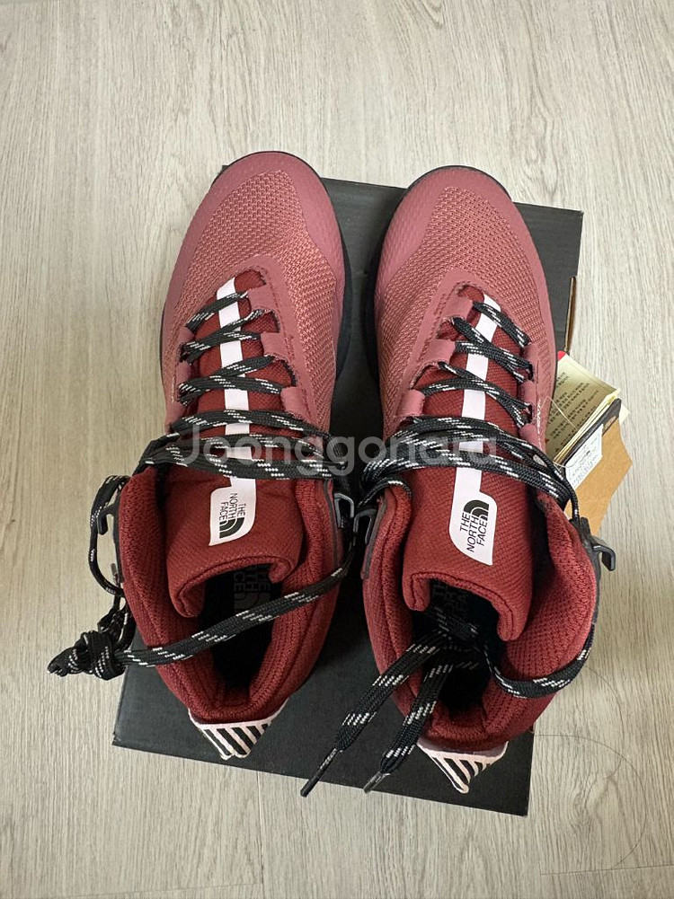 노스페이스 고어텍스 등산화--1