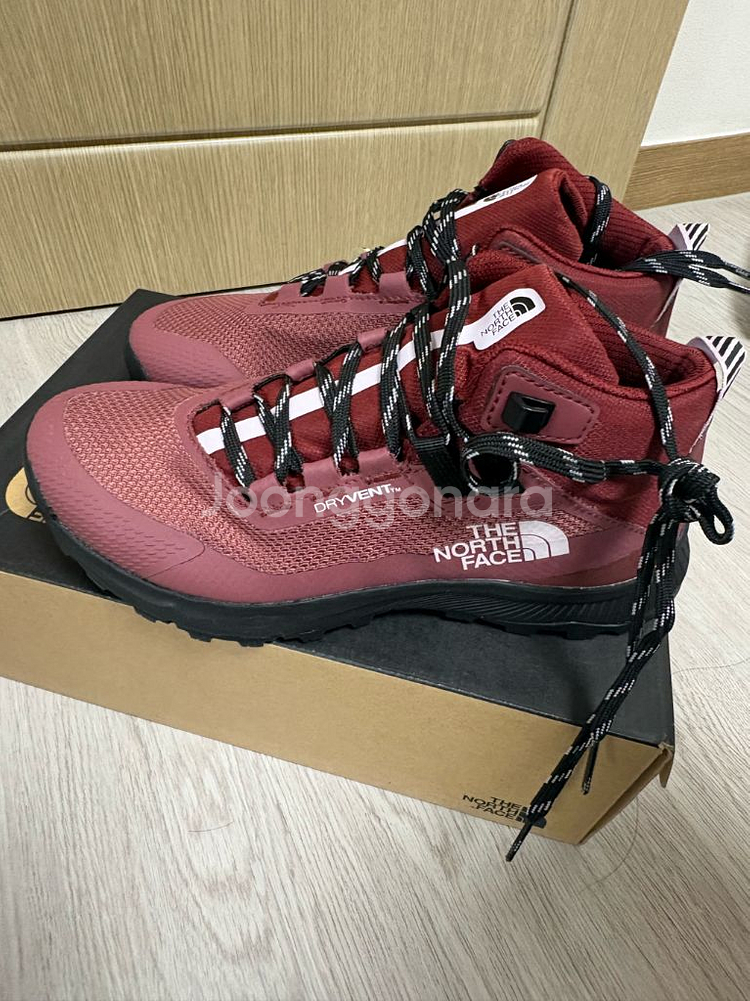 노스페이스 고어텍스 등산화--2