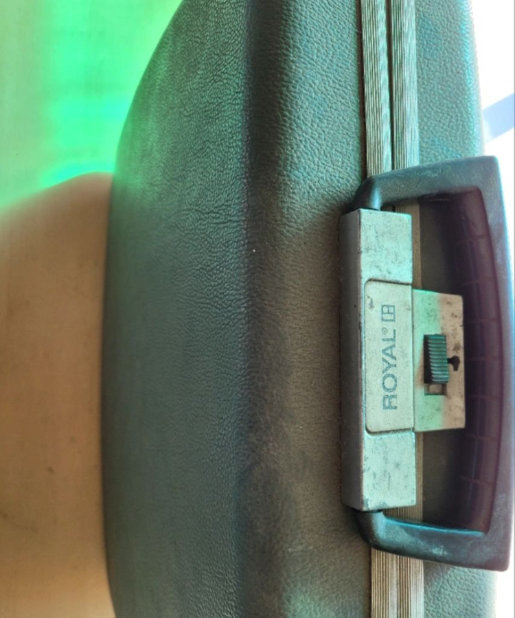 옛날 타자기 팝니다--5