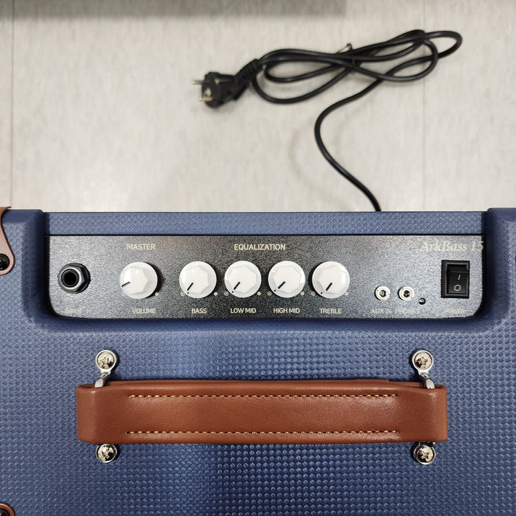 고퍼우드 베이스기타 앰프 15와트 ArkBass15 이미지