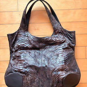 RH Milano 브라운 파이톤 호보백