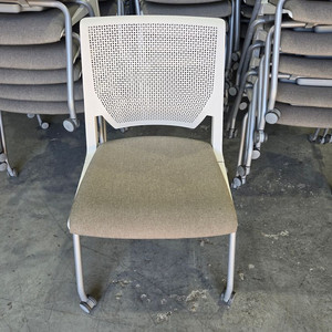 미국 하워스(HAWORTH Very chair)베리 체어 (회의용, 회의실의자,사무용,사무실,학생 의자) 이미지
