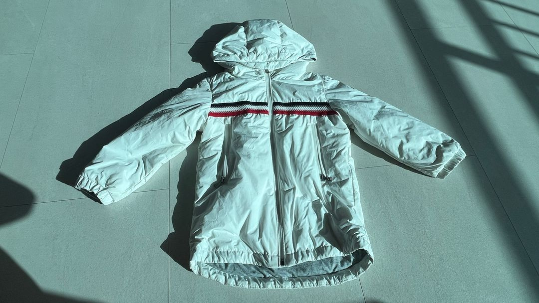 몽클레어 ben 3A 화이트(정품확인메일, 영수증, 쇼핑백)--2