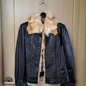 퍼 트리밍 가죽 자켓