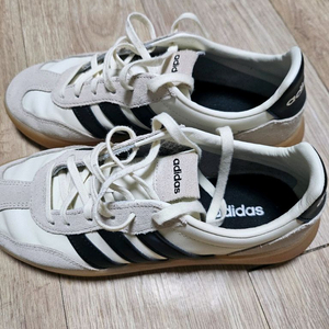 아디다스운동화255 정품