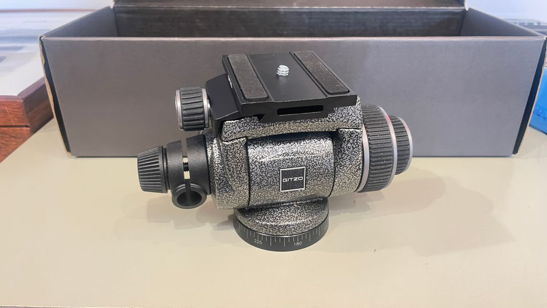 짓조 GITZO GHF2W 유압식 비디오헤드 2 Way Fluid Head--1