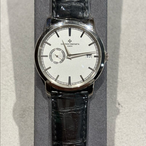 바쉐론 콘스탄틴 트래디셔널 화이트골드 이미지