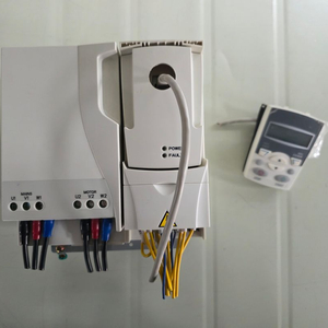 ABB 인버터(AC Drive) ACS310 7.5kW(10HP) 이미지