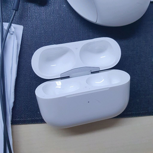 에어팟프로2세대 충전본체