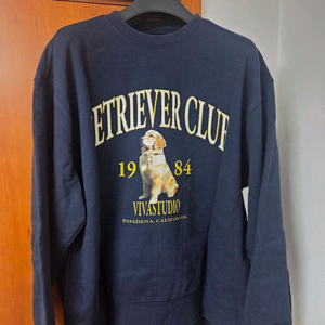 비바스튜디오 리트리버 클럽 맨투맨 네이비 L사이즈