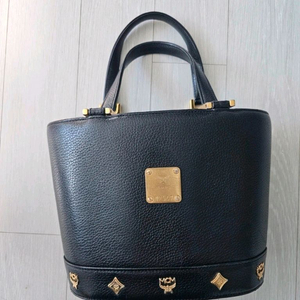 MCM 블랙 레더 토트백