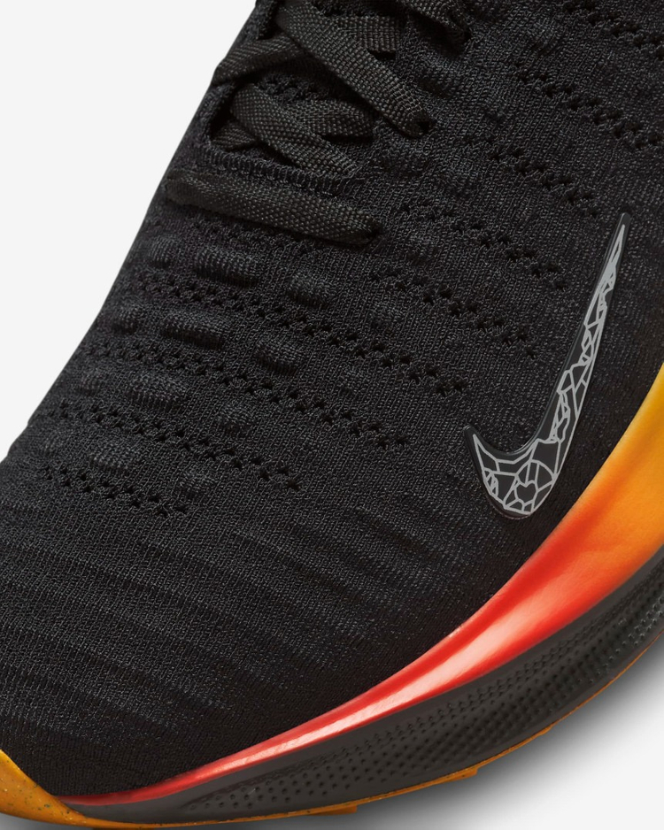 나이키 인피니티런 4 블랙 크림슨 실버 FQ8347-010 이미지