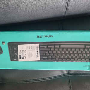 로지텍 MK270 무선 키보드 및 마우스 미개봉 팔아요
