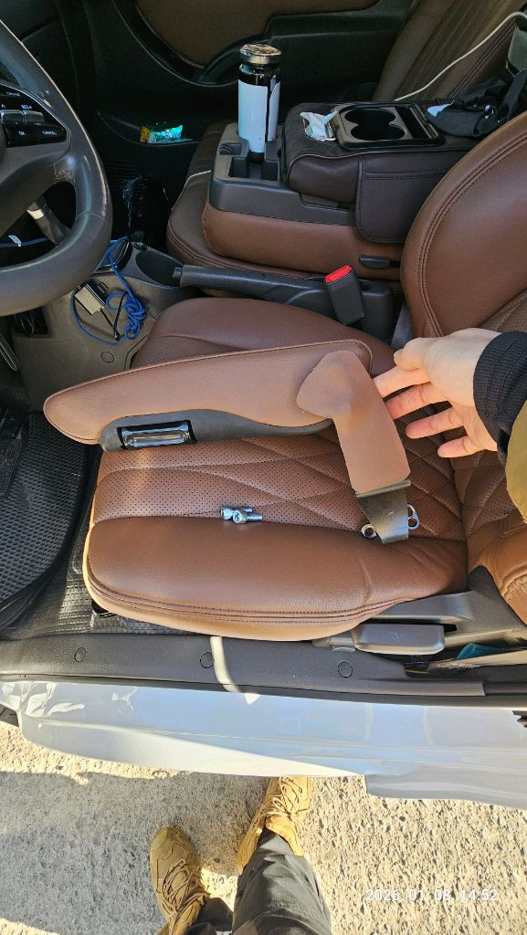 포터2 팔걸이 팝니다.--1