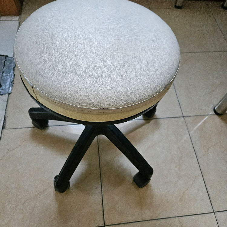 원형 회전 미용 의자--1