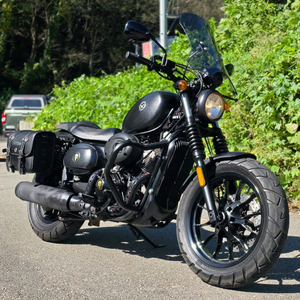 KR모터스 아퀼라300 21년식 2만km 준튜닝 짧은키로수 판매합니다.