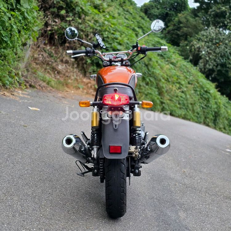 최저가) 로얄엔필드 인터셉터650 22년식 1만km짧은키로수 판매.--7