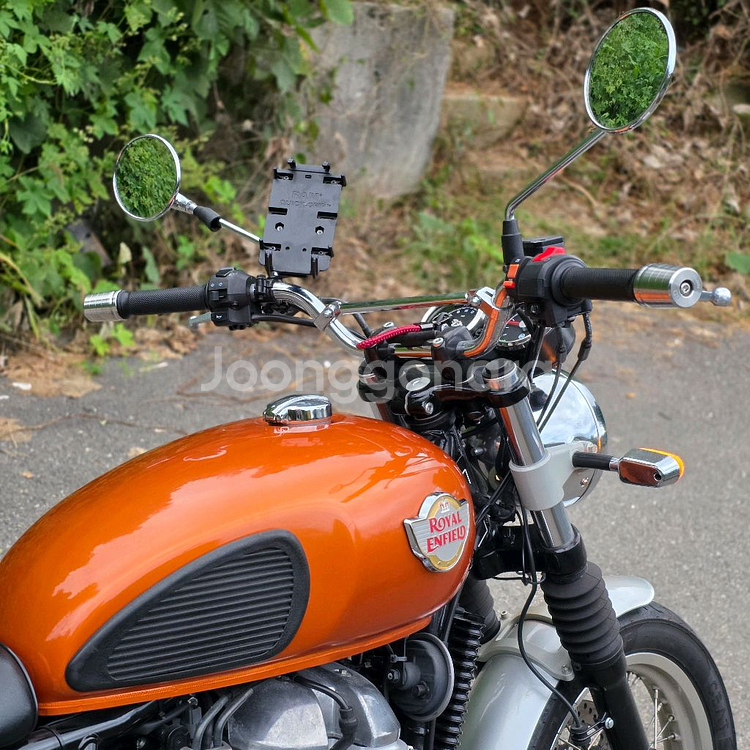 최저가) 로얄엔필드 인터셉터650 22년식 1만km짧은키로수 판매.--8