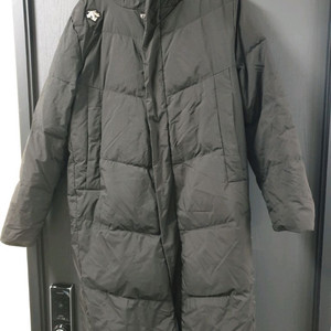 데상트 정품 구스롱패딩 100사이즈 팝니다