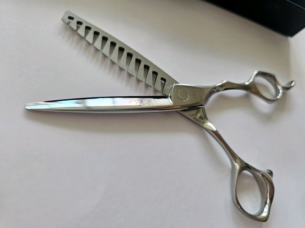 SCHOREM MASTER 미쯔다니 틴닝가위 새제품. 반값 특가 판매. 강남직거래가능해요.--1