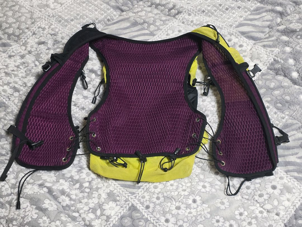 인스팅트 배낭, 트레일 베스트 12L 이미지