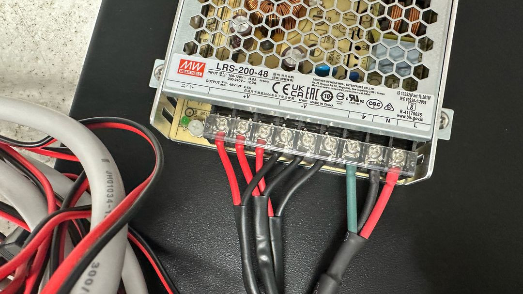 민웰 LRS-200-48 SMPS 파워 서플라이19인치 서버랙 장착 가능 LED POE 판매합니다--3