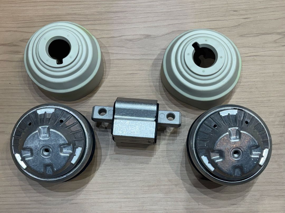 벤츠 트랜스미션 엔진 마운트 키트--1