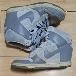 나이키 키높이 하이탑 235사이즈 굽7