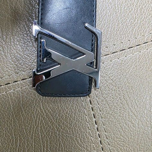 루이비통 lv리버서블 벨트