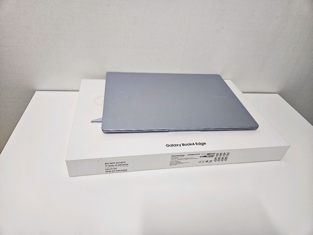 풀박스)삼성 노트북 갤럭시북4 엣지 14인치 /램16/SSD512GB--1