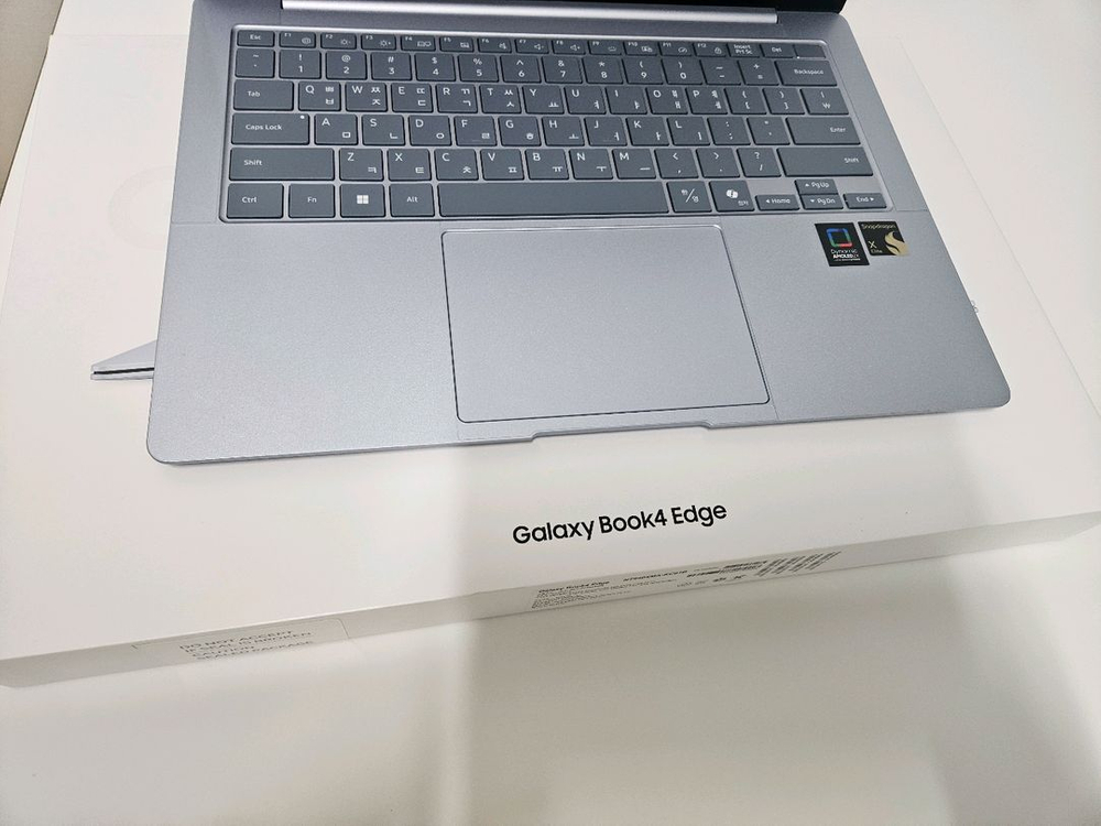 풀박스)삼성 노트북 갤럭시북4 엣지 14인치 /램16/SSD512GB--2