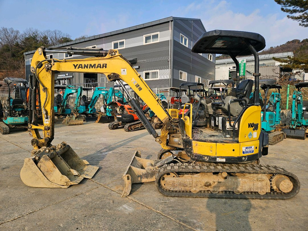 중고 굴삭기 미니 포크레인 VIO35 버켓3종 20년식--1