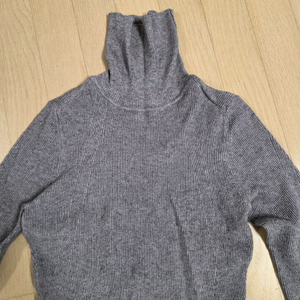 지고트 세련된 니트 상태S