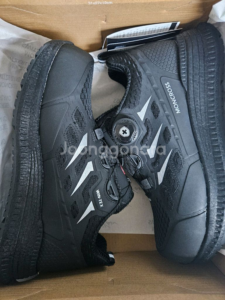 몽크로스 mc-101 안전화 240 판매합니다--1