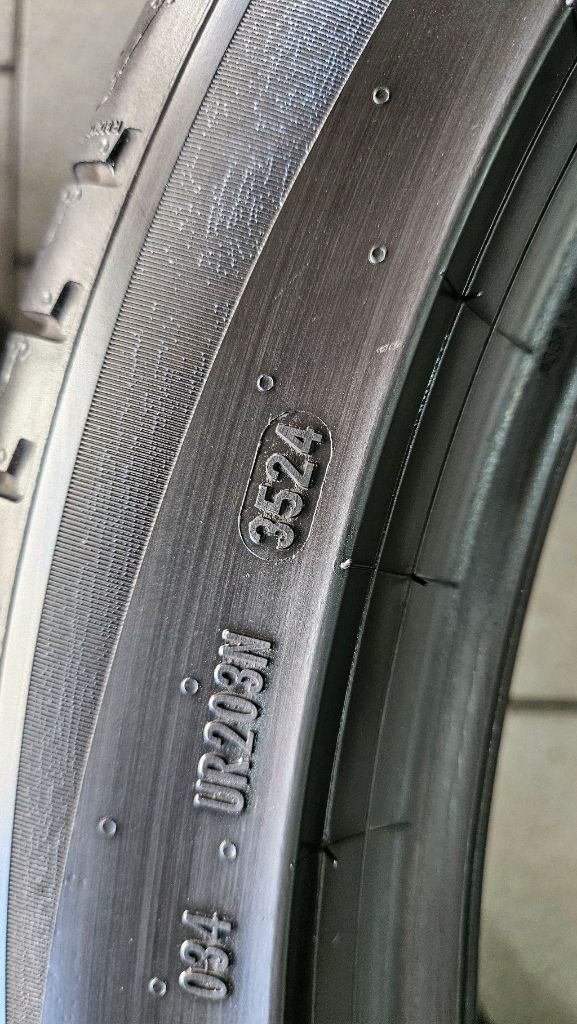 245 45 21 피렐리 4개 싼타페MX5--4