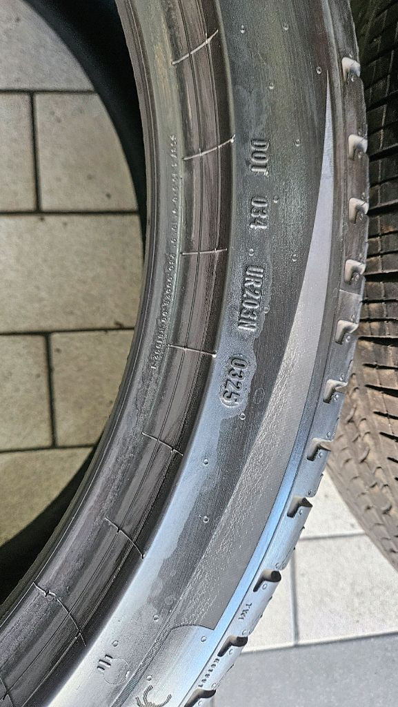 245 45 21 피렐리 4개 싼타페MX5--6