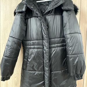 정품 아르마니 여성 패딩 40 사이즈