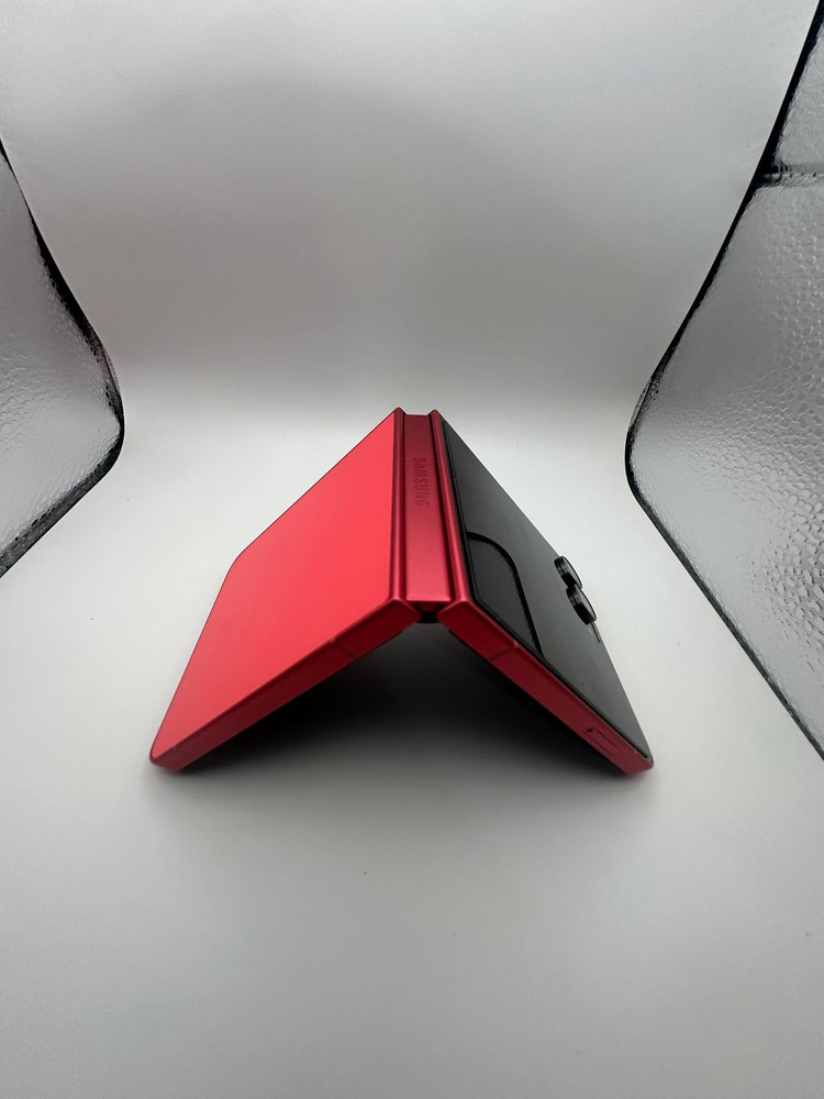 갤럭시Z플립7 256GB 레드색상 상태 깨끗--2