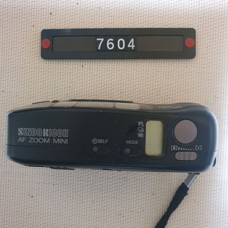 신도리코 SR-10D AF 줌 미니 필름카메라 이미지