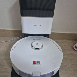 로봇청소기 이미지