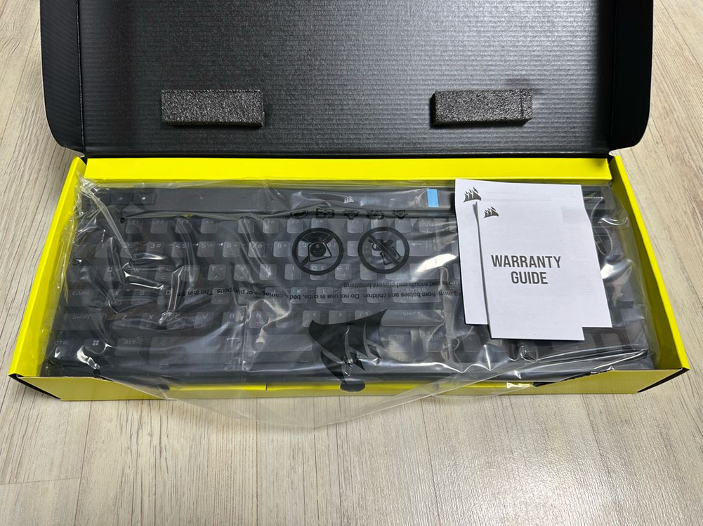 커세어 K70 PRO OPX 광축 판매합니다.--2