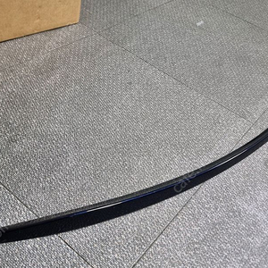 W205 C클래스 C43 AMG 정품 스포일러 중고 싸게 팝니다 (신품가 163만원) 이미지