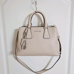 마이클코어스 카밀 미듐 사첼백