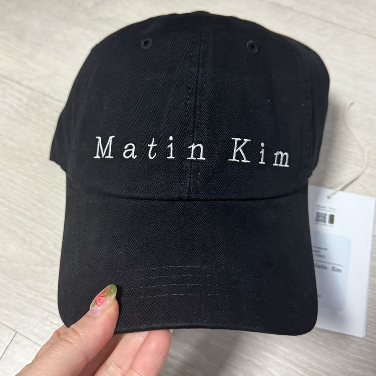 마뗑킹 로고 캡--1